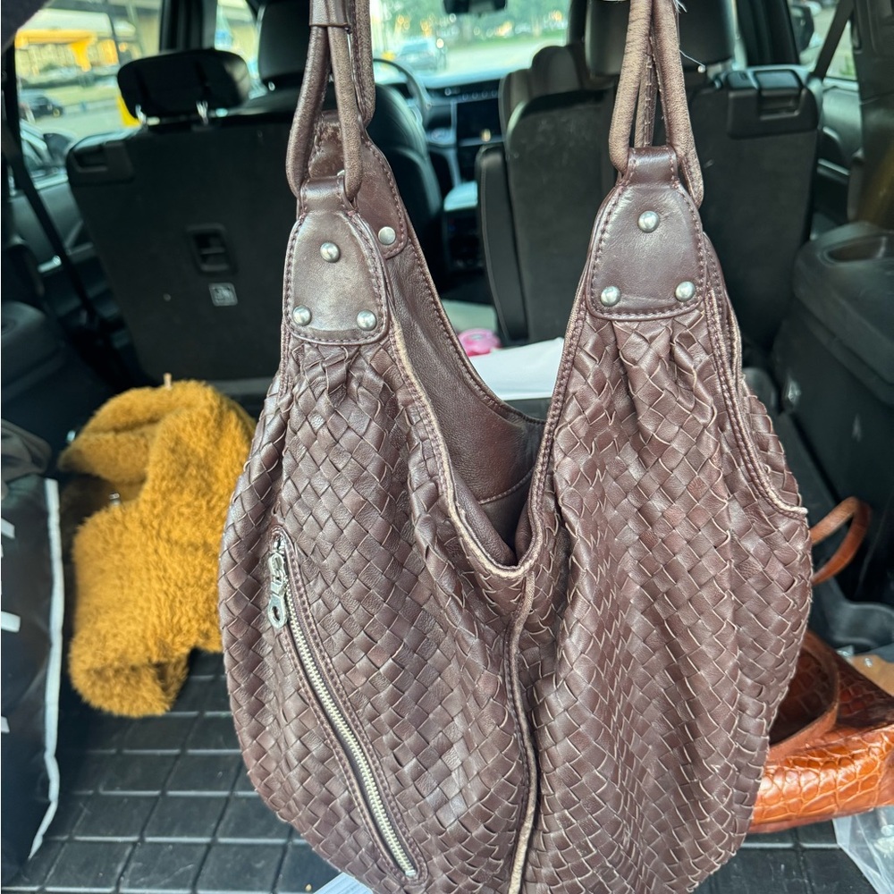Chic Brown Woven Leather Shoulder Bag